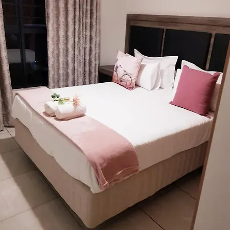 Rnr Crystal Lagoon Apartment Pretoria Exterior photo