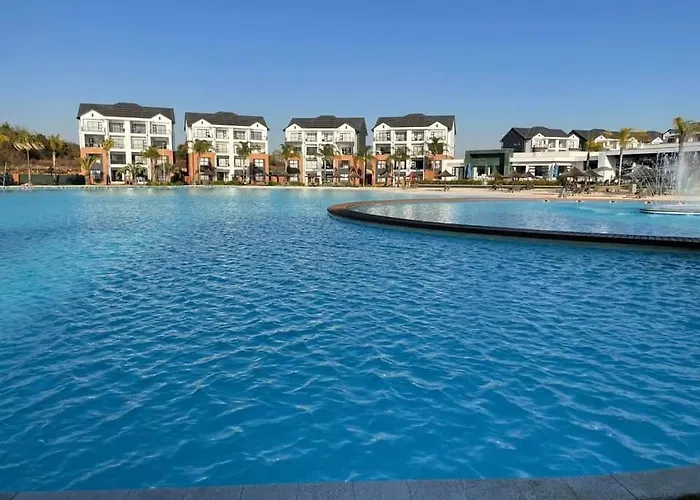 Rnr Crystal Lagoon