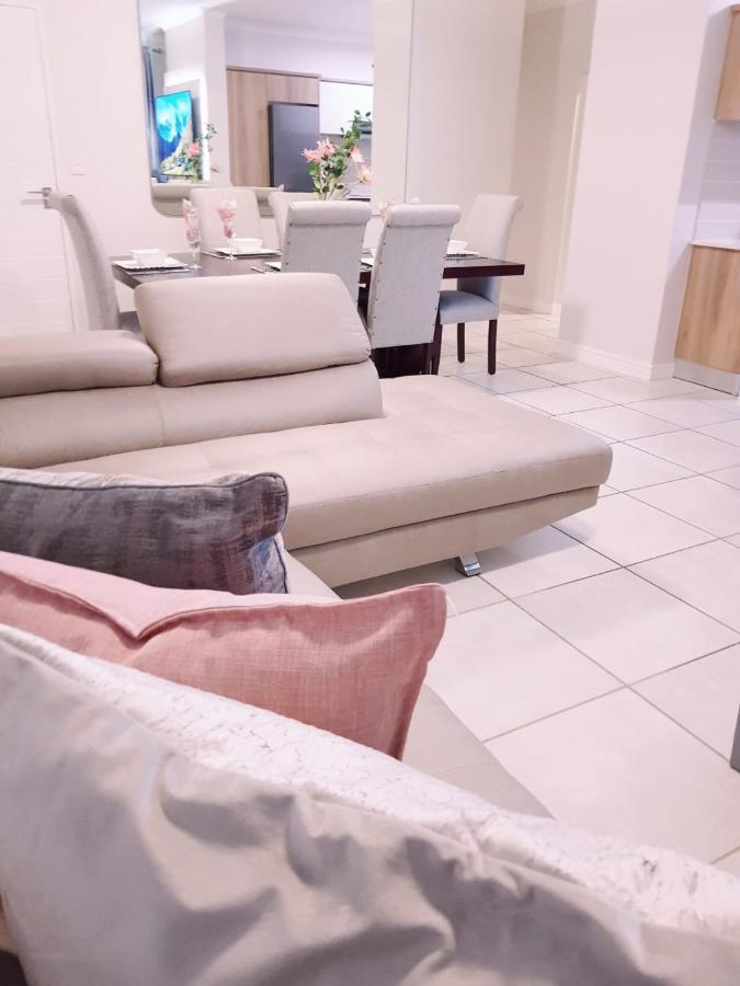Rnr Crystal Lagoon Apartment *